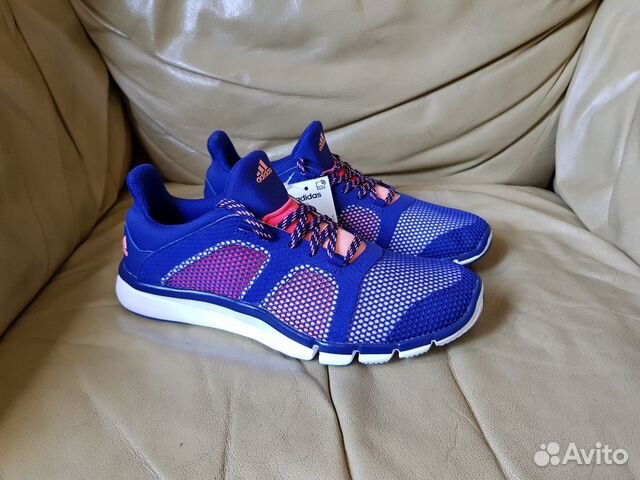 Новые кроссовки Adidas 37.5 и 38 р Новые кроссовки Adidas 37.5 и 38 р