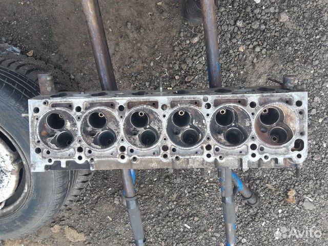 Головка блока цилиндров Mercedes Benz W124 Головка блока цилиндров Mercedes Benz W124