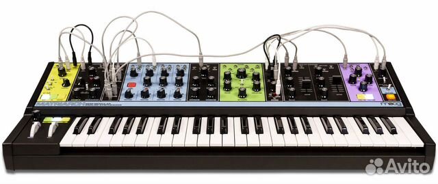 Moog Matriarch новый, в наличии Moog Matriarch новый, в наличии