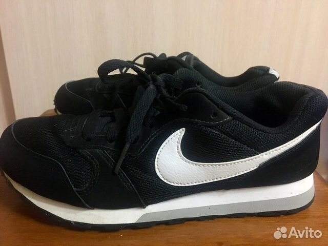 Кроссовки Nike