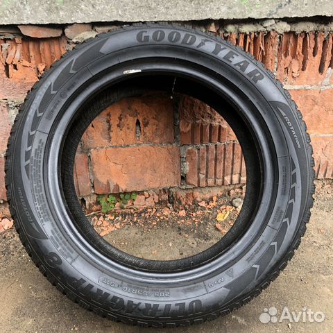 Зимняя шина 205/55 R16 Goodyear Ultra Grip 8 Зимняя шина 205/55 R16 Goodyear Ultra Grip 8