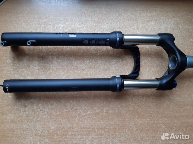 Новая воздушная вилка Rock shox XC30