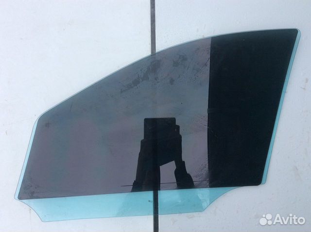 Стекло передней правой двери Mercedes W164 ML Стекло передней правой двери Mercedes W164 ML