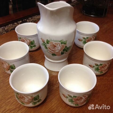 Кувшин и 6 стаканов