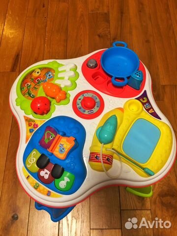 Развивающий стол chicco