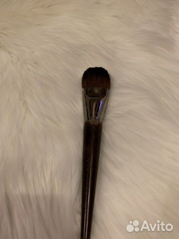 Профессиональная кисть для макияжа