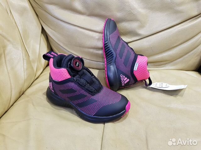 Кроссовки Adidas новые утеплённые 30 и 35 Кроссовки Adidas новые утеплённые 30 и 35