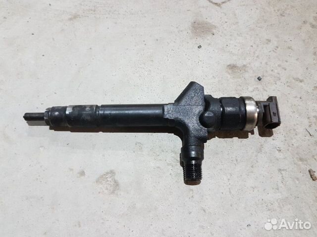 Форсунка топливная Mazda 6 Gg 2.0 TD RF 2005