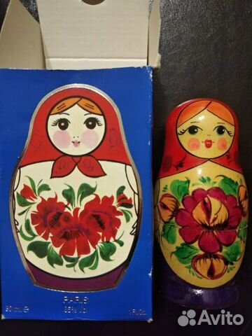 Духи и колготки СССР