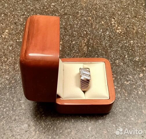 Печатка золотая с бриллиантами