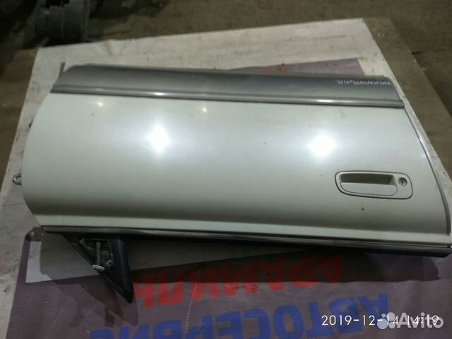 Дверь передняя правая водительская Toyota Vista sv