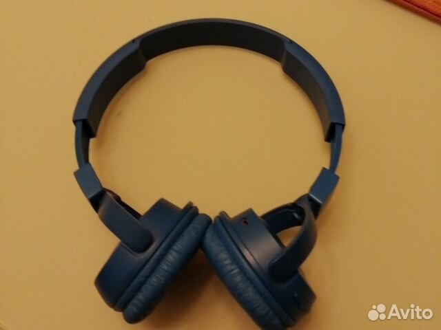 Беспроводные наушники JBL T450BT Беспроводные наушники JBL T450BT