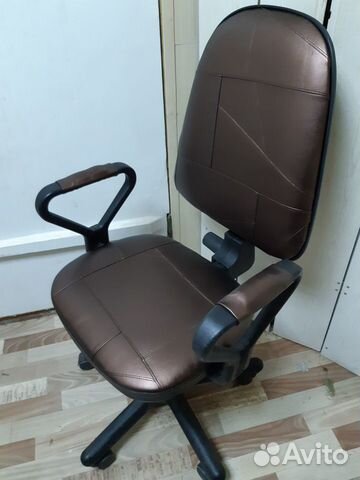 Продаю кресло компьютерное