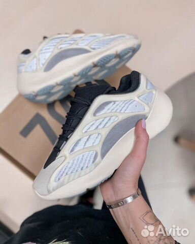 Adidas Yeezy boost 700 Adidas Yeezy boost 700