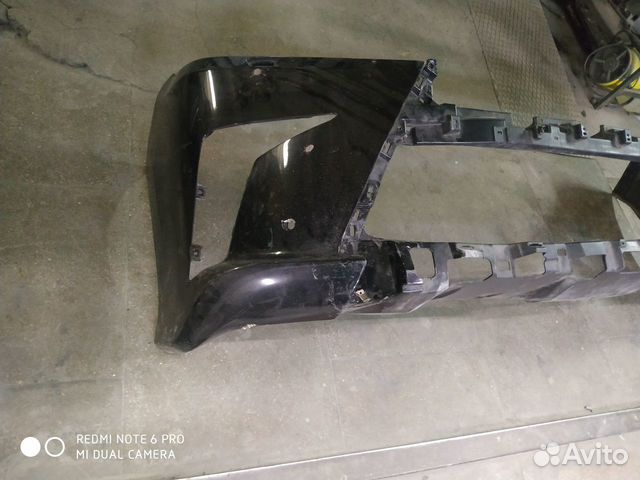 Бампер LX570 б/у
