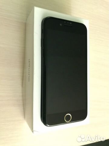Телефон iPhone 7 32Gb black mat