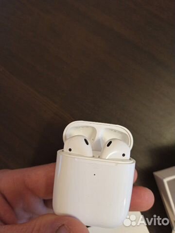 Беспроводные наушники airpods 2,с GPS