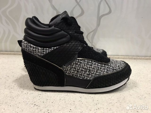 Кроссовки сникерсы Calvin Klein 40-41 Кроссовки сникерсы Calvin Klein 40-41