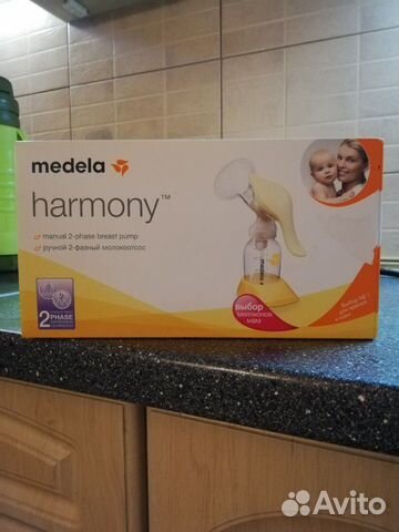 Молокоотсос Medela ручной новый