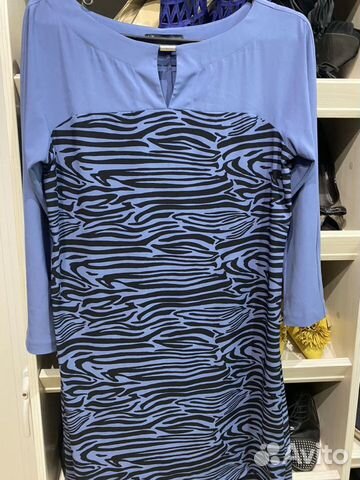 Платье Armani Exchange Платье Armani Exchange