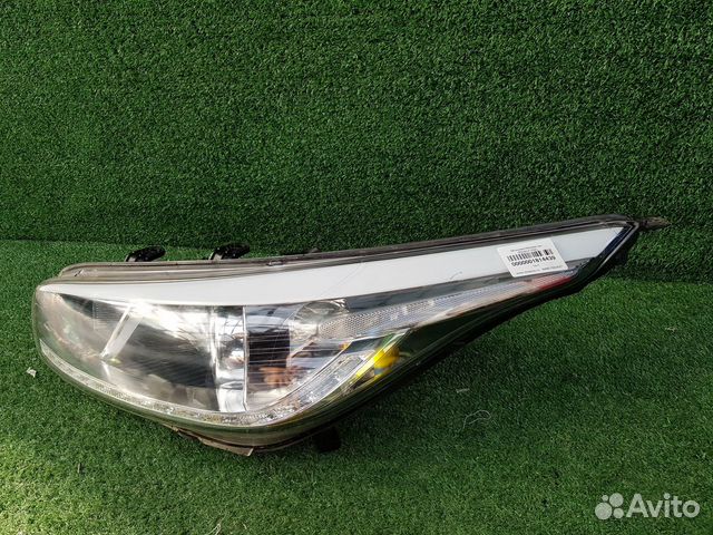Фара левая KIA Ceed 2 (12-18) галоген с дхо 92101A