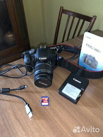 Зеркальный фотоаппарат Canon EOS 500D Зеркальный фотоаппарат Canon EOS 500D
