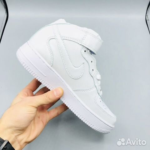 Кроссовки Nike