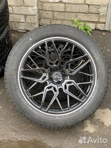 Комплект колес R21 на BMW X7 Комплект колес R21 на BMW X7