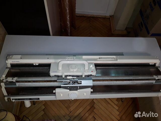 Двухфонтурная вязальная машина Silver Reed SK840 Двухфонтурная вязальная машина Silver Reed SK840