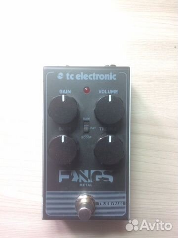 TC Electronic Fangs Metal Distortion TC Electronic Fangs Metal Distortion