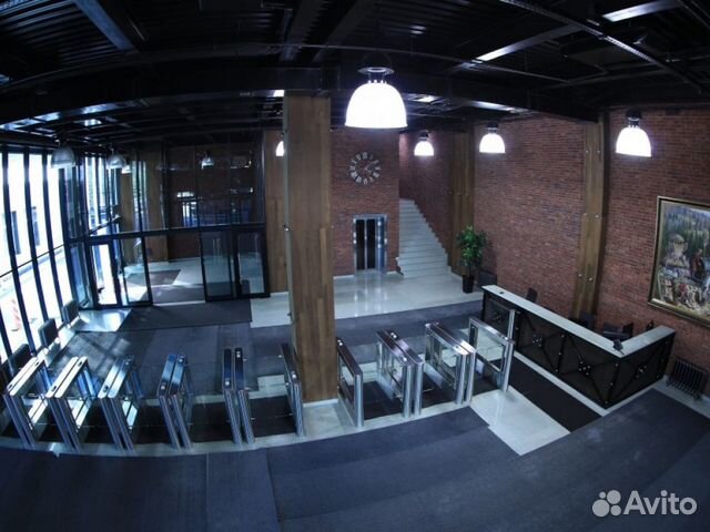 Сдам офисное помещение, 303.00 м²