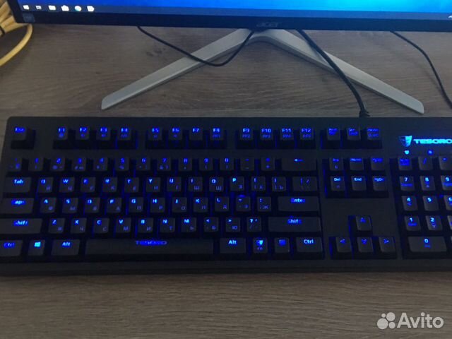 Игровая клавиатура Tesoro Excalibur Игровая клавиатура Tesoro Excalibur