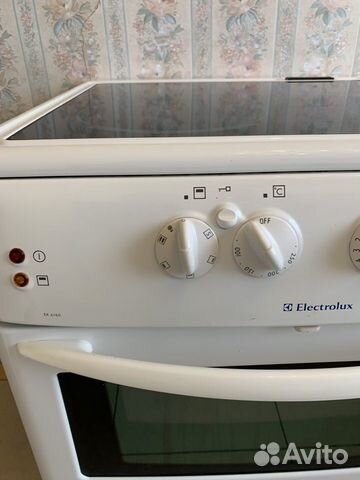Электрическая плита Electrolux б/у Электрическая плита Electrolux б/у