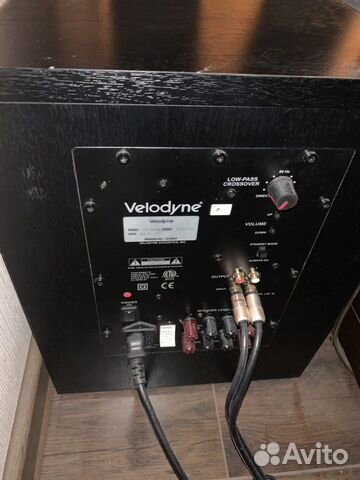 Сабвуфер Velodyne CHT-8Q