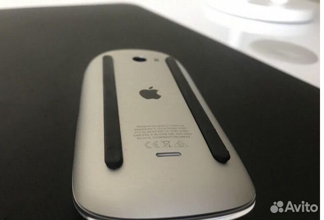 Мышь Apple Magic Mouse 2 новая оригинал Мышь Apple Magic Mouse 2 новая оригинал