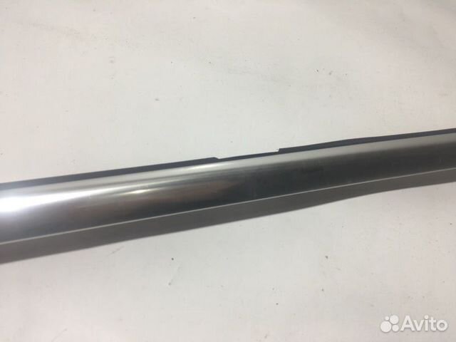 Молдинг на дверь задний правый Bmw 7 F01 F02 Молдинг на дверь задний правый Bmw 7 F01 F02