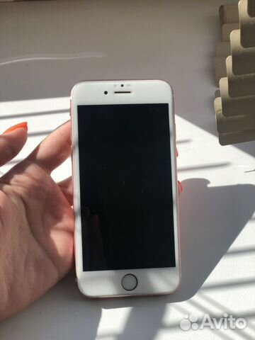 Телефон iPhone 6S rose gold