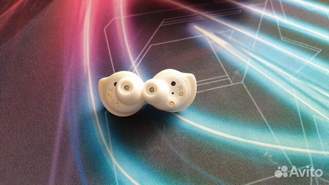 Samsung Galaxy Buds Samsung Galaxy Buds