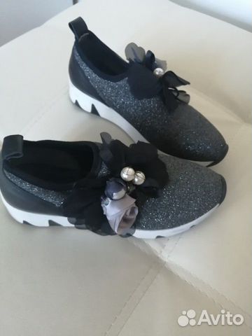 Кроссовки женские 37-38р