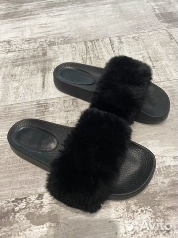 Шлёпанцы Charles&Keith