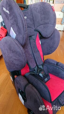 Детское автокресло Recaro Young Sport (9-36) Детское автокресло Recaro Young Sport (9-36)
