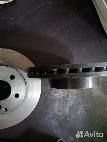 Тормозные передние диски Brembo