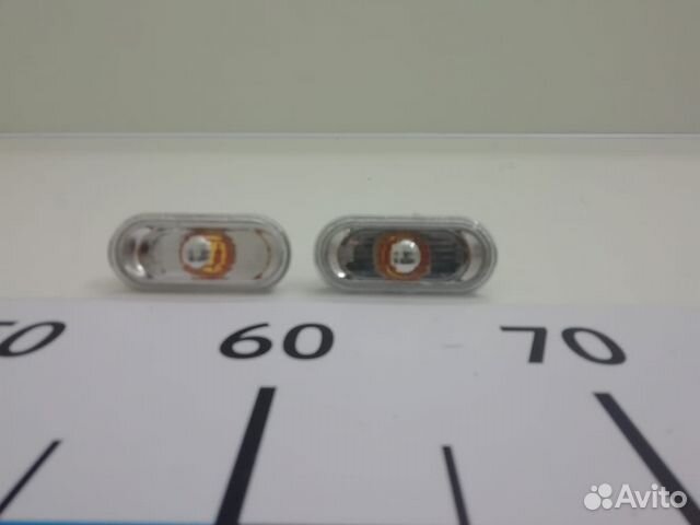 Указатель поворота в крыло Volkswagen Polo Sedan Указатель поворота в крыло Volkswagen Polo Sedan