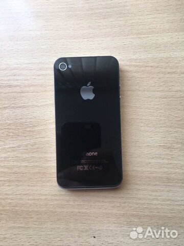Телефон iPhone 4