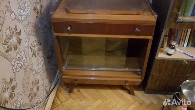 Тумба СССР с поворотной крышкой Тумба СССР с поворотной крышкой