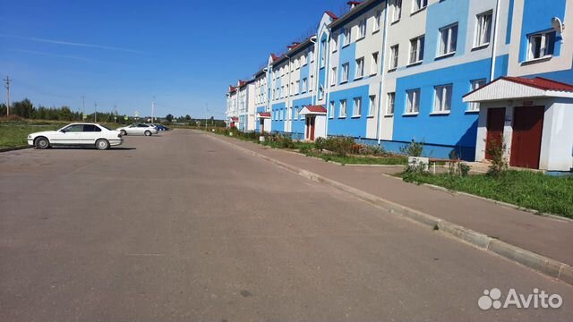 2-к квартира, 47 м², 1/3 эт.