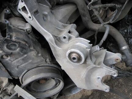 Кронштейн генератора и насоса гур vw passat b5