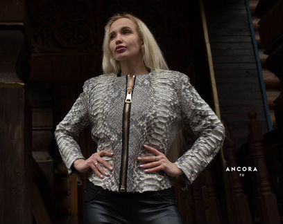 Куртка из гигант питона