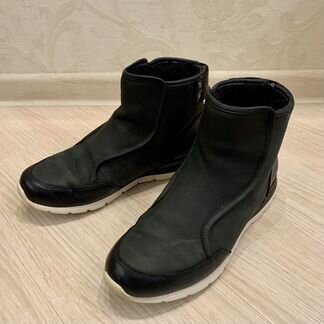 Ботинки зимние UGG размер 38