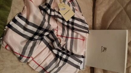 Палантин burberry